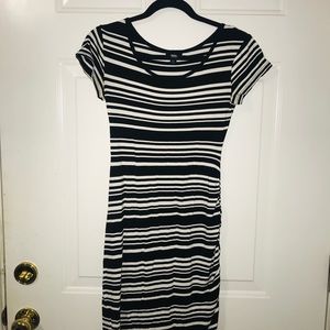 Black and White Stripped Midi Dress